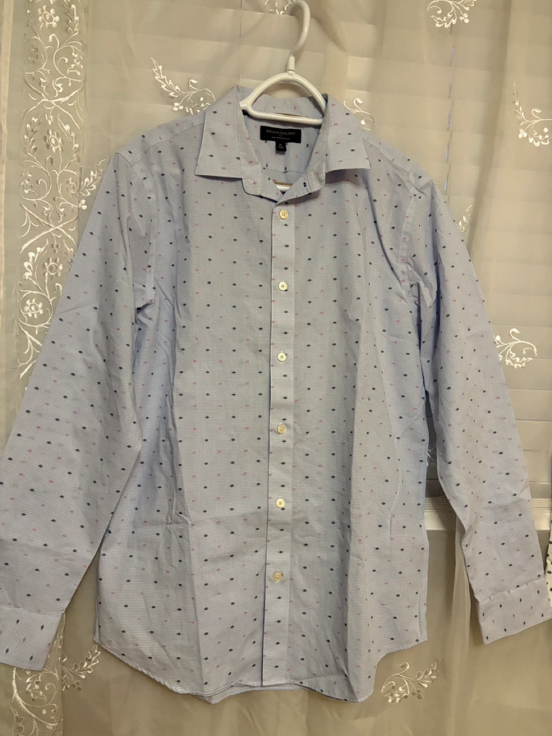 2 Banana Republic Slim Fit dress shirts - photo 3