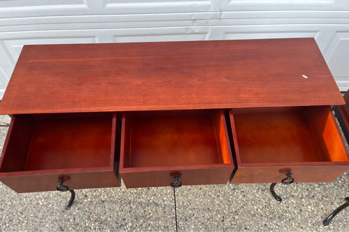 Red Cherry Wood Console Table - photo 2