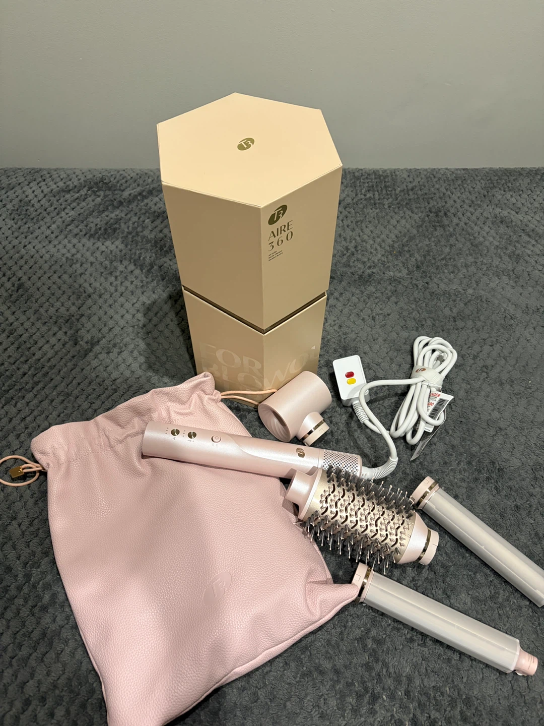 T3 Aire 360 Signature Hair Dryer Brush Set