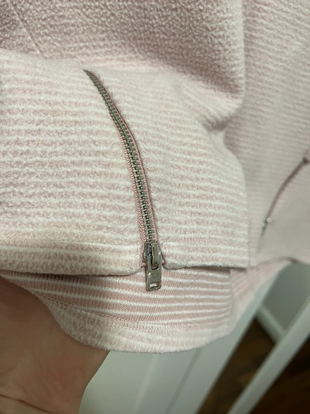 Pink Textured Sweatshirt with Zipper Details - photo 2