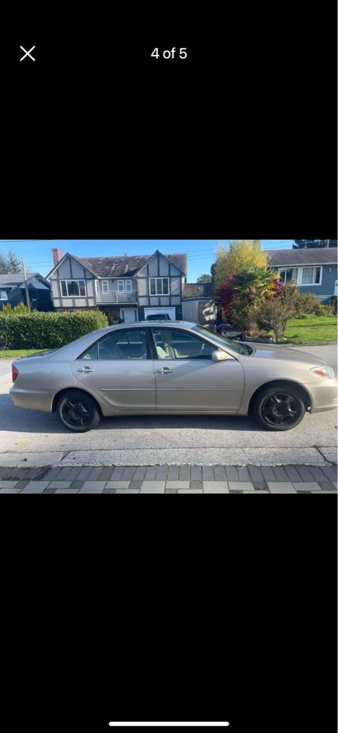 Toyota Camry - photo 2