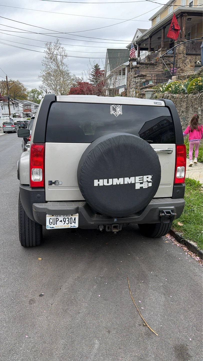 Hummer H3 SUV - photo 2