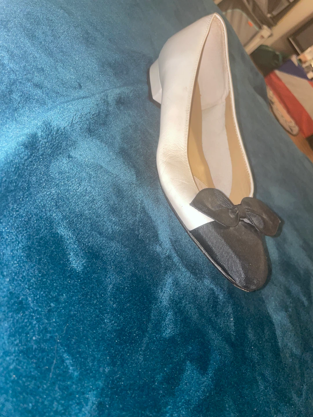 White Ballet Flats with Black Bow Detail - photo 3