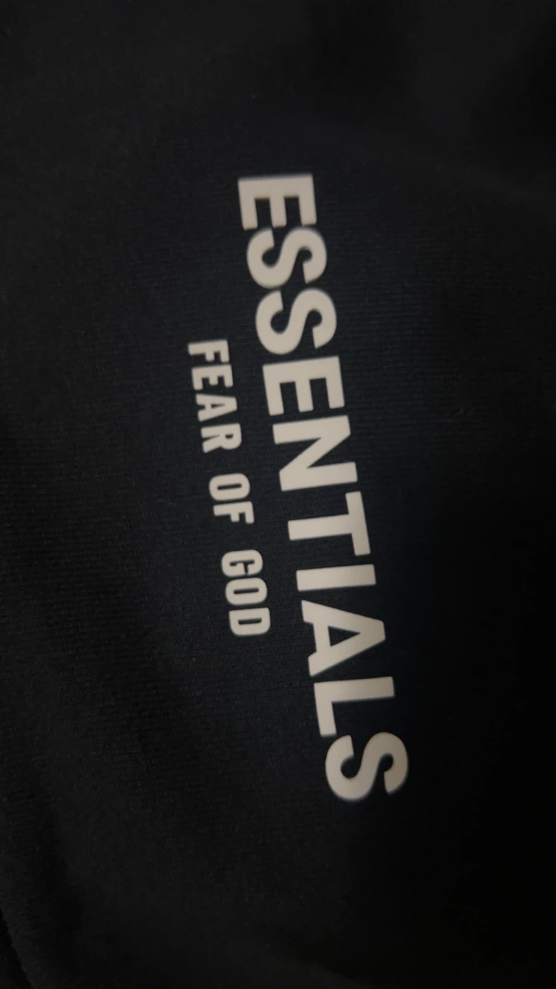 Fear of God Essentials Sweatshorts Black Size M - photo 2