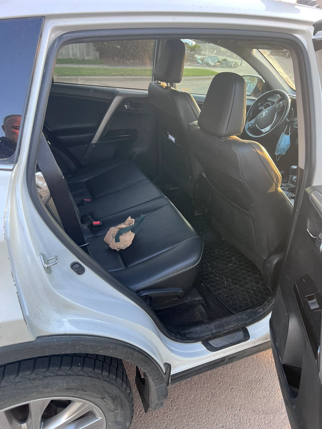 White Toyota RAV4 Limited AWD SUV - photo 3