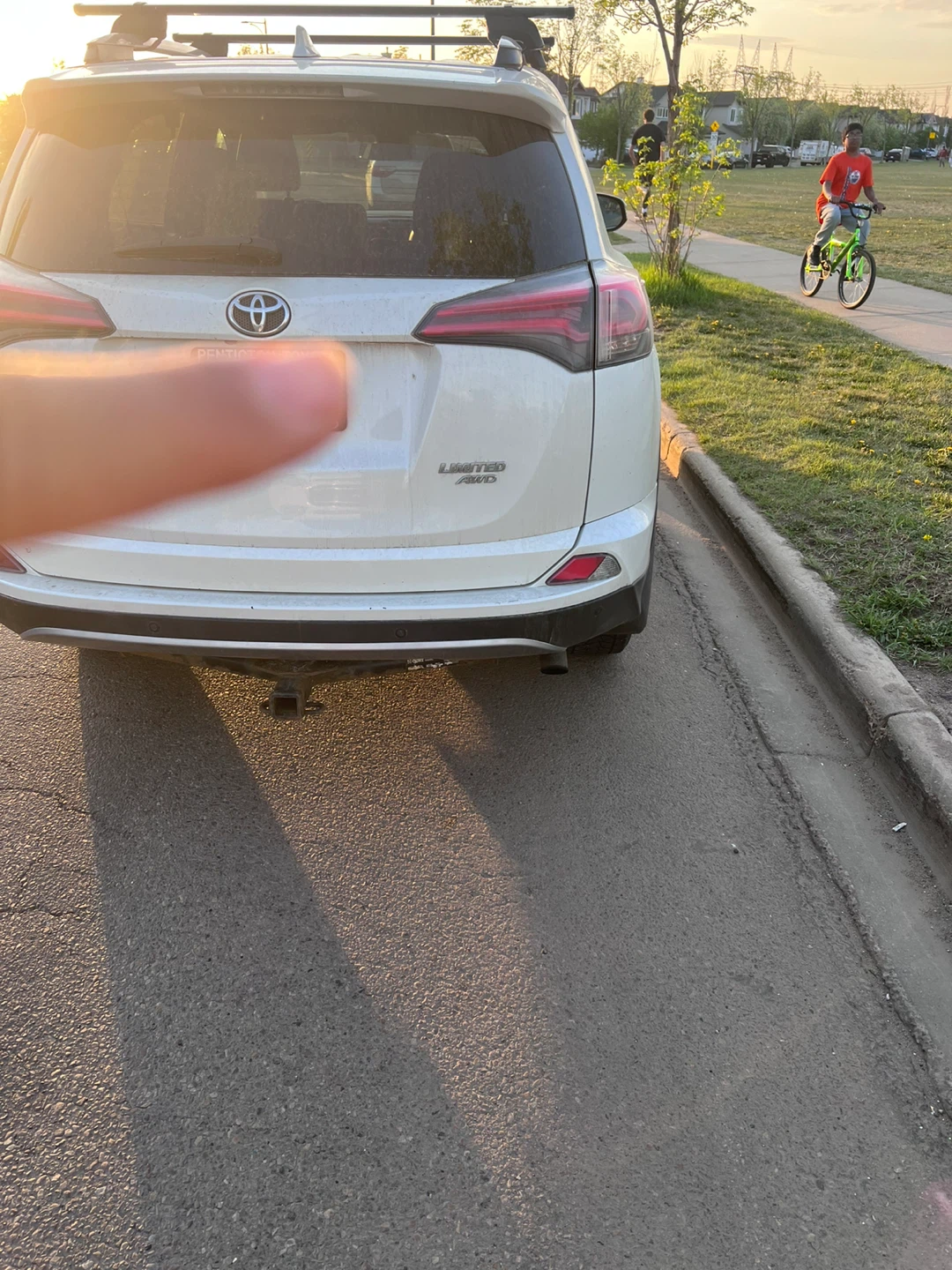 White Toyota RAV4 Limited AWD SUV - photo 4