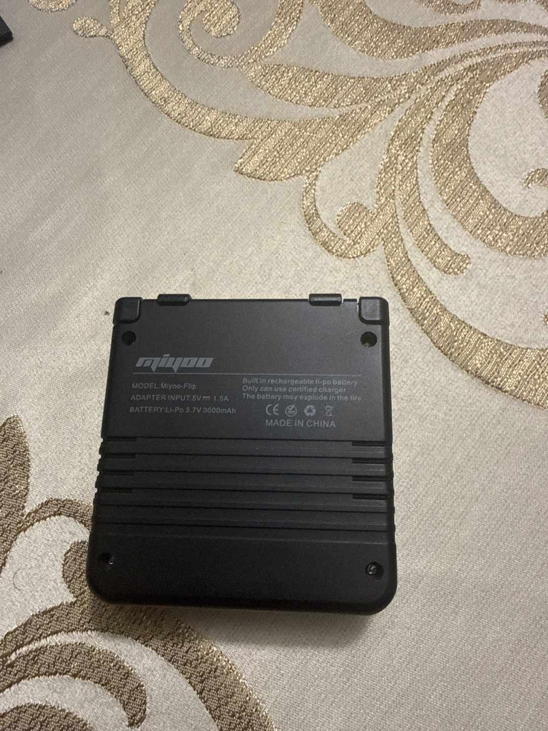 Miyoo Flip Version 2 Handheld Game Console - photo 3