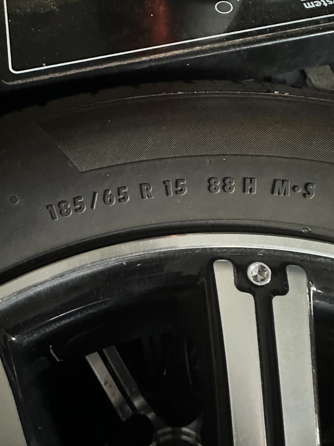 RTX Alloy Wheels with Continental Tires 185/65 R 15 - photo 2