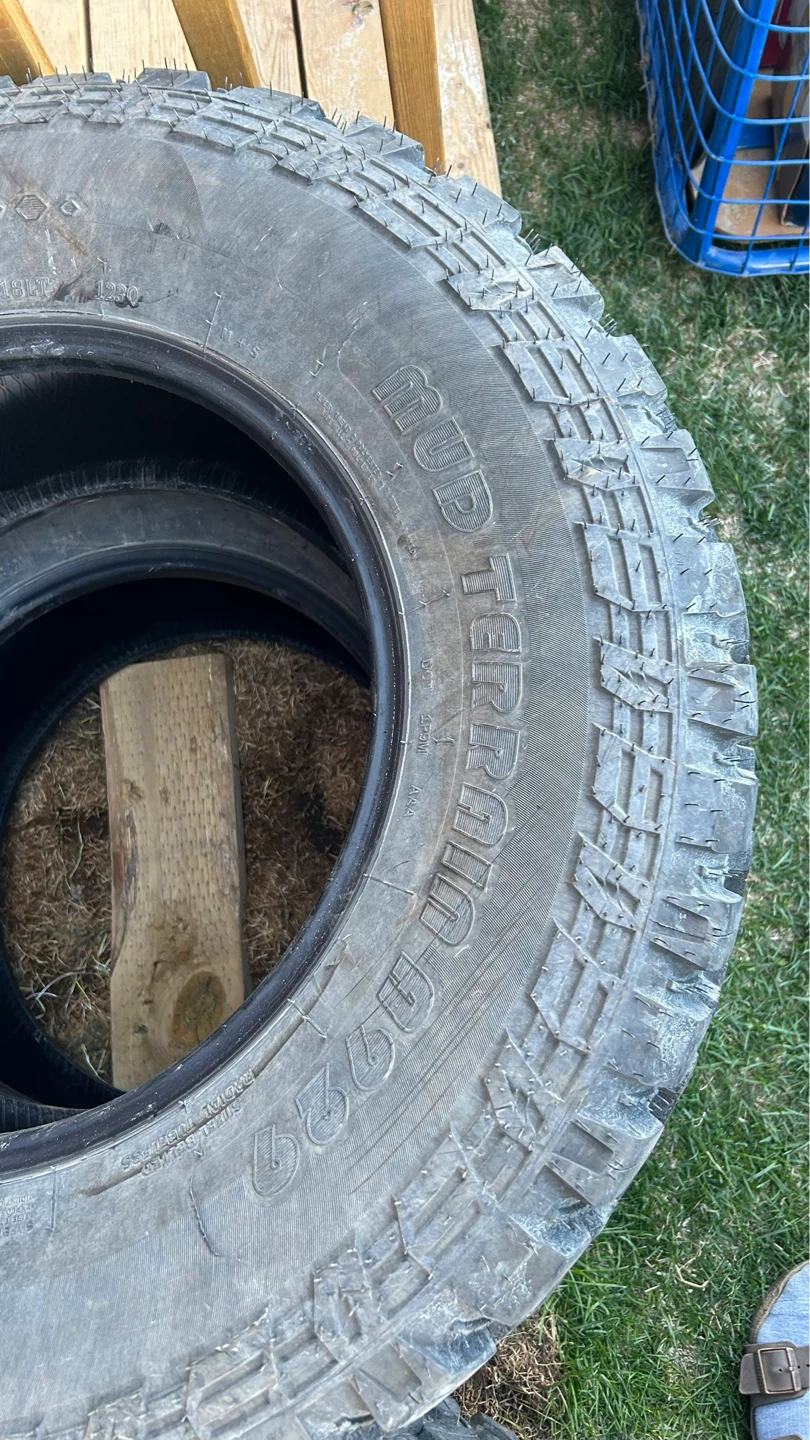 35x12.50R18 Mud Terrain - photo 4