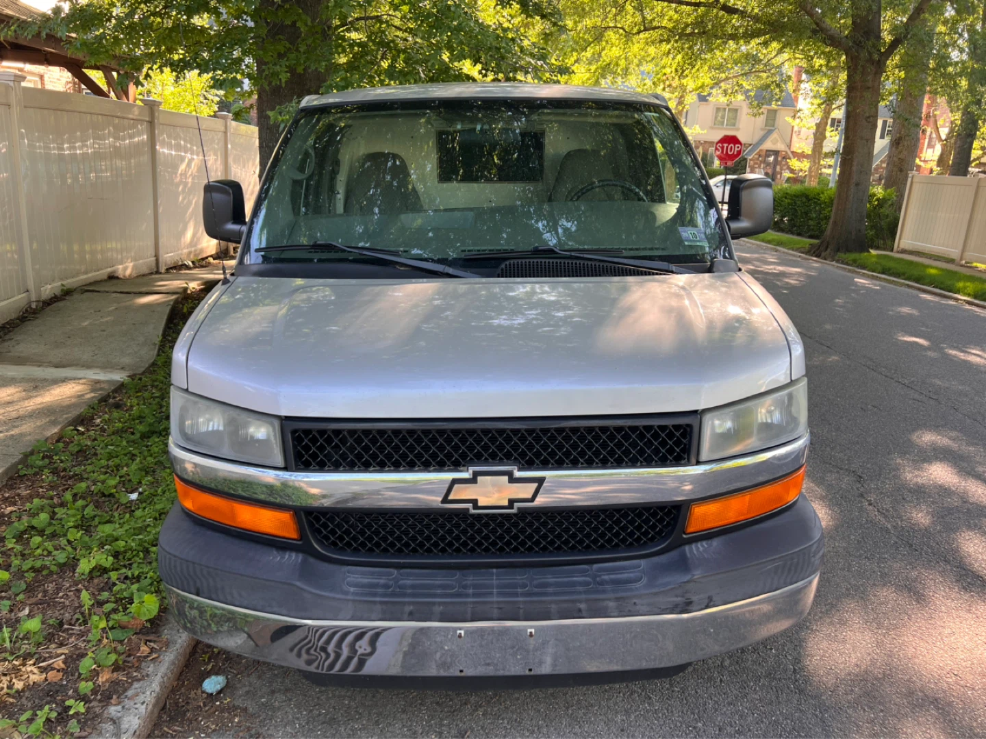 2007 Chevrolet G3500 V8 BASE