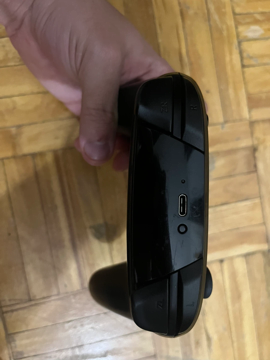 Nintendo switch pro controller - photo 4