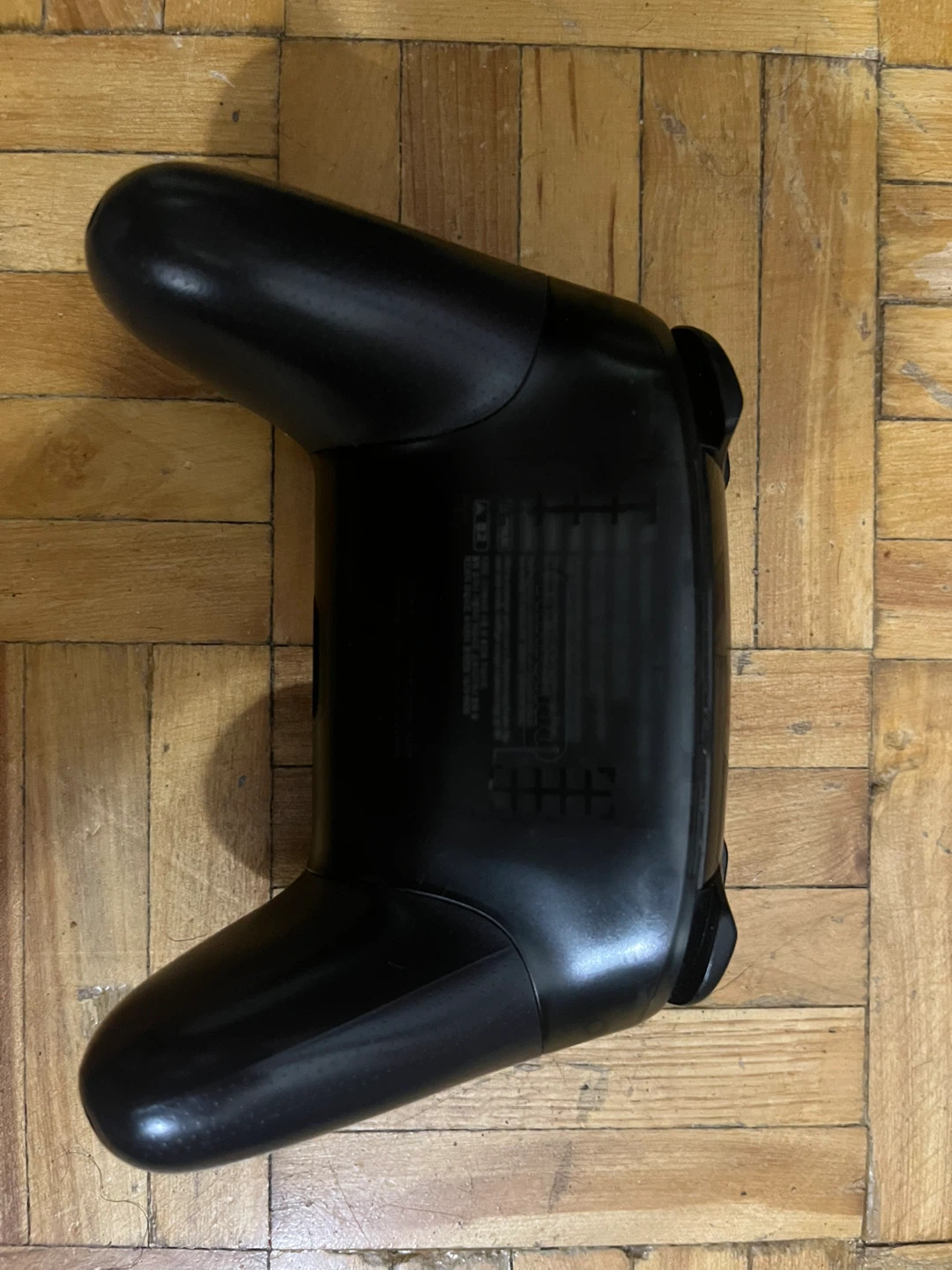 Nintendo switch pro controller - photo 2