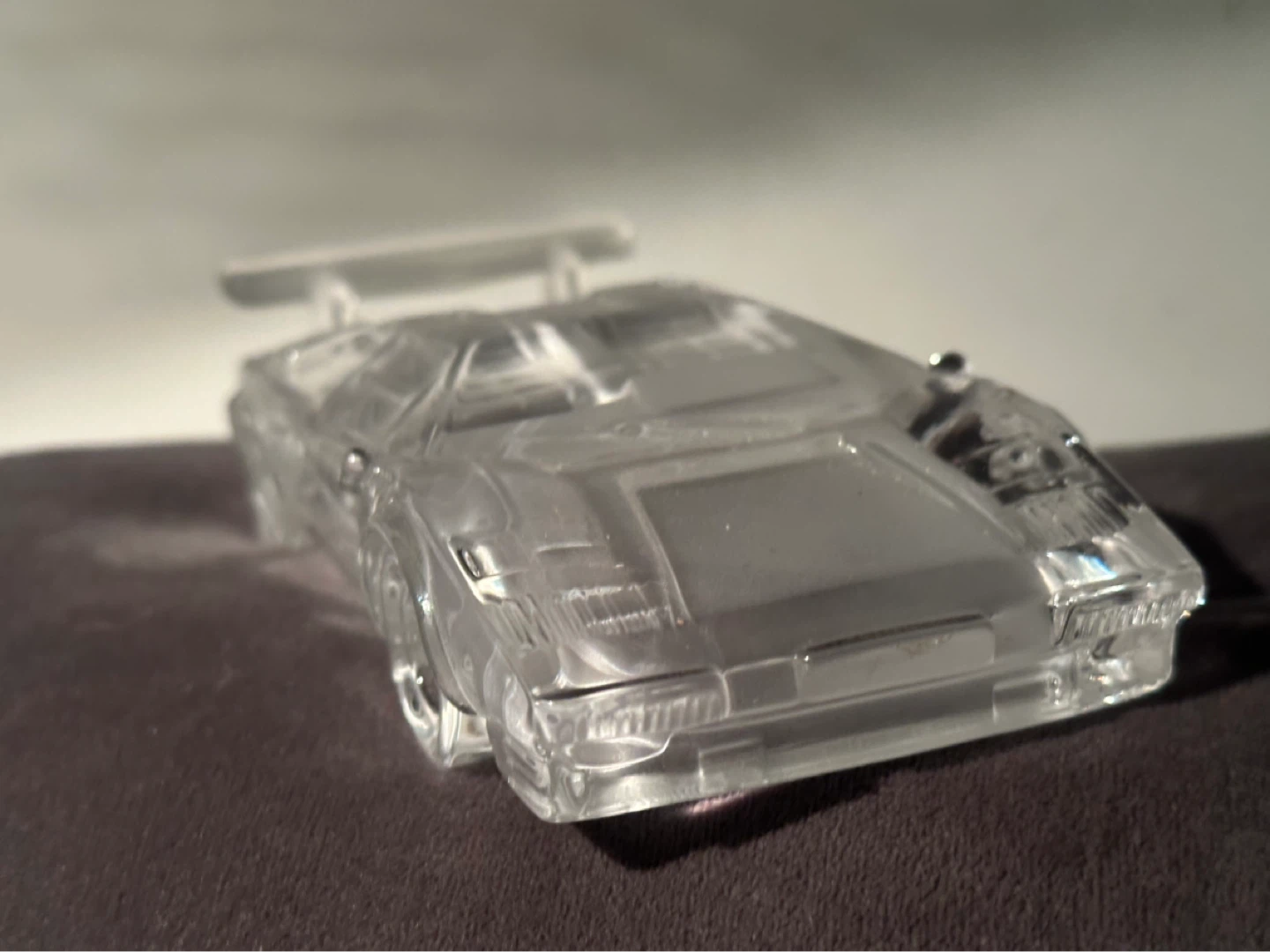 Hofbauer LAMBORGHINI COUNTACH  Glass Model Car PAPERWEIGHT - photo 2