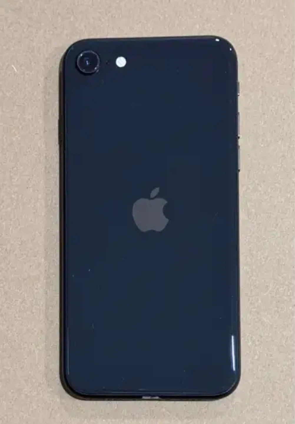 iPhone SE (3rd Gen) 128GB — Excellent Condition - photo 2