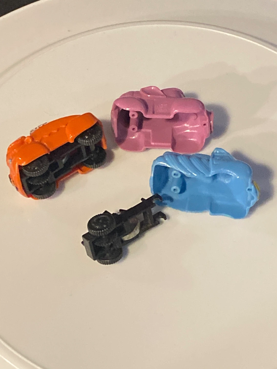 COLLECTABLE: Kinder Surprise “Animal Cars” (2000-2004) PCS - photo 2