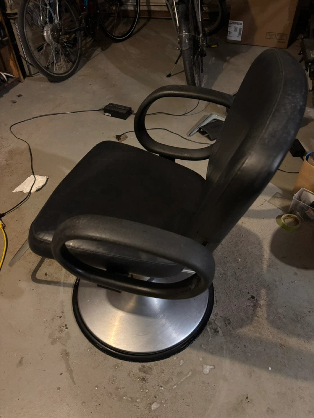 Black Salon Styling Chair