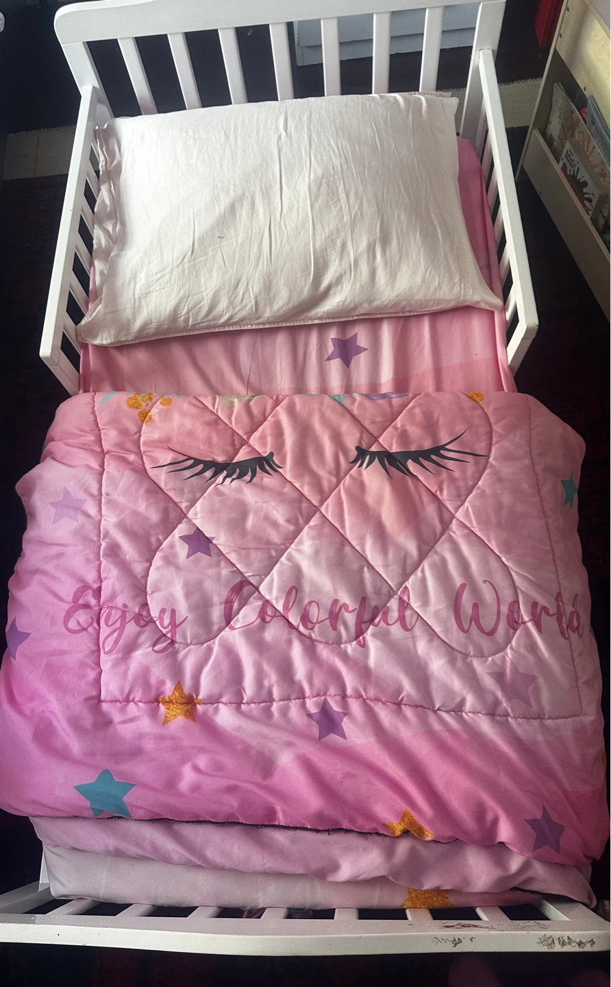 Toddler bed