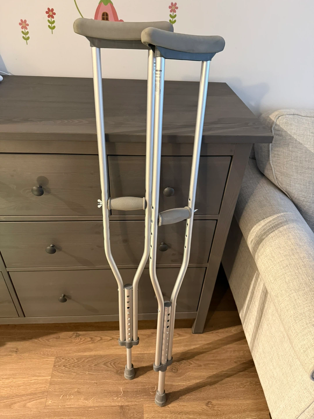 Guardian Crutches
