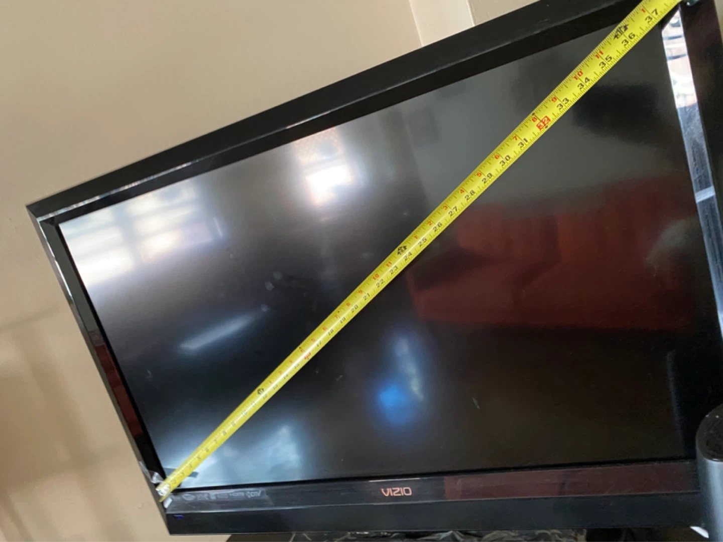 Vizio 37" Flat Screen TV - Samsung placer and Fire Stick - photo 5