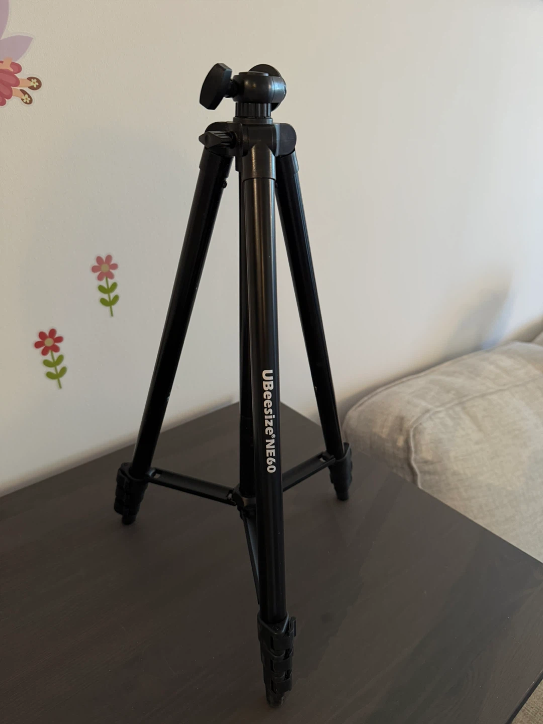 UBeeSize NE60 Tripod