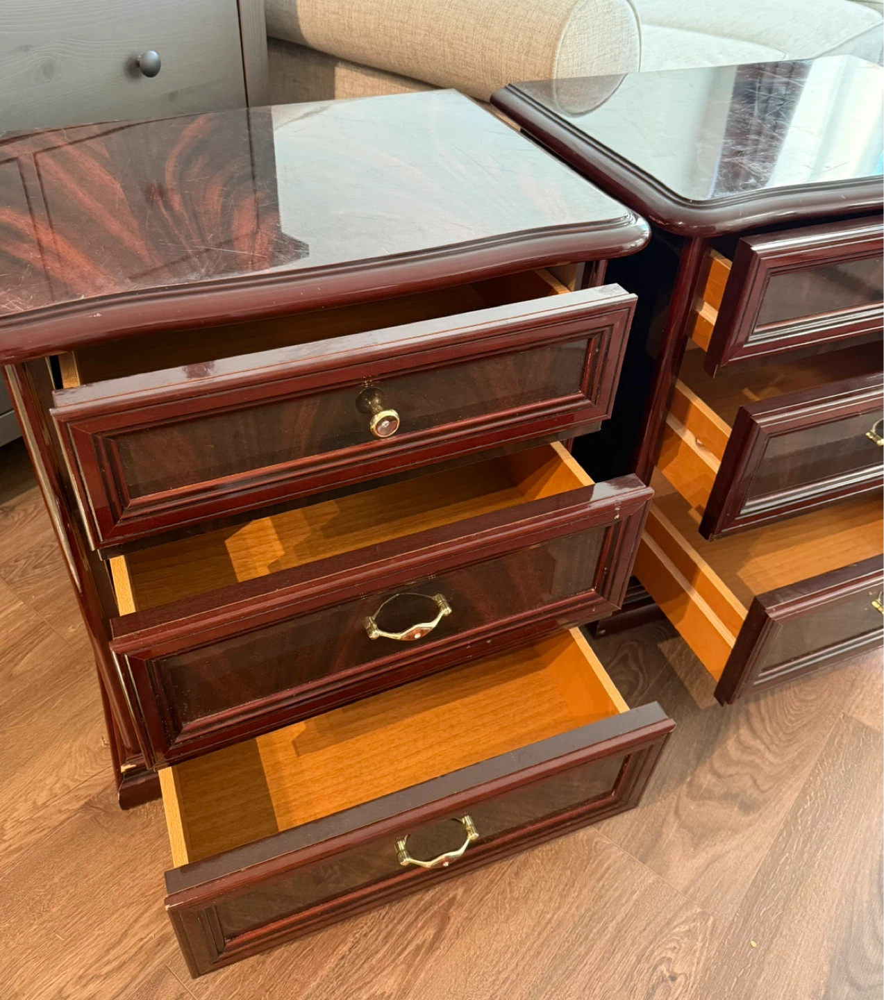 Dark Wood Nightstand with 3 Drawers - photo 4