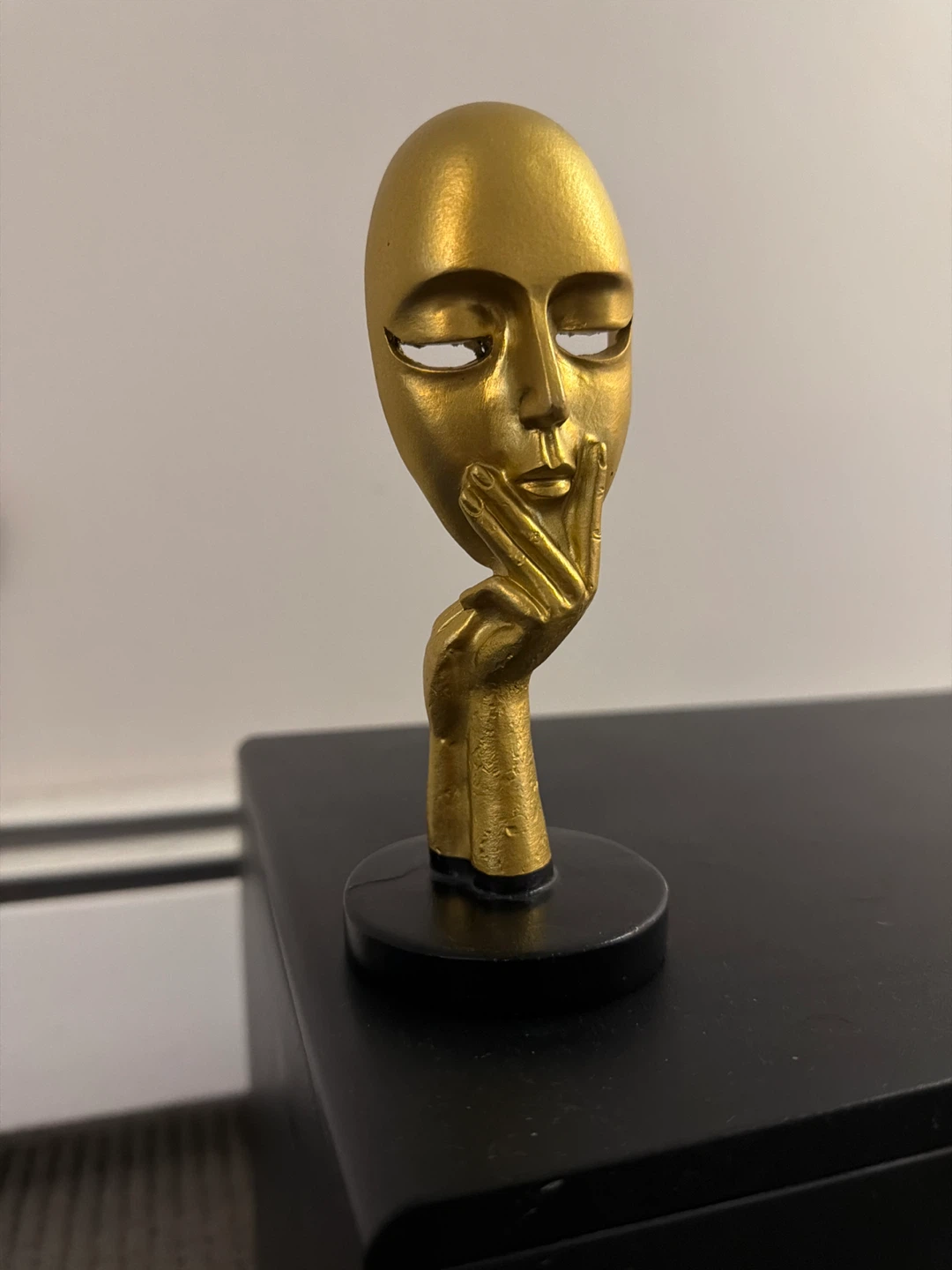 Home decor- Gold Abstract Face Sculpture - photo 2