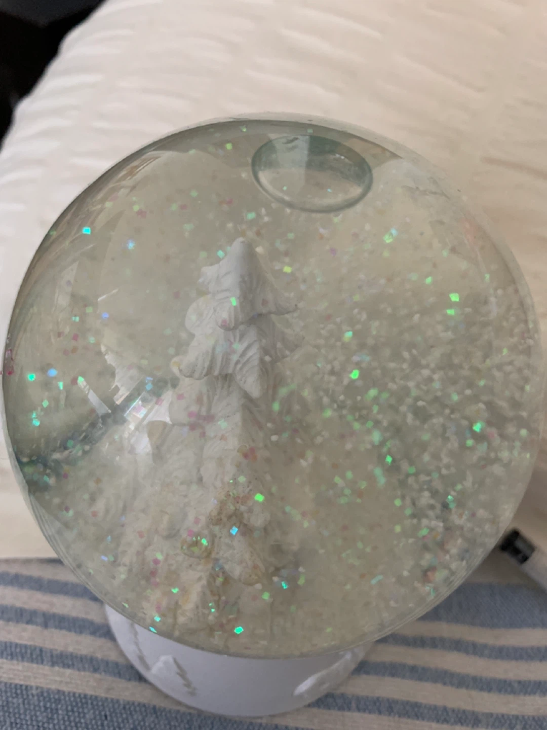 White Christmas Tree Snow Globe - photo 2