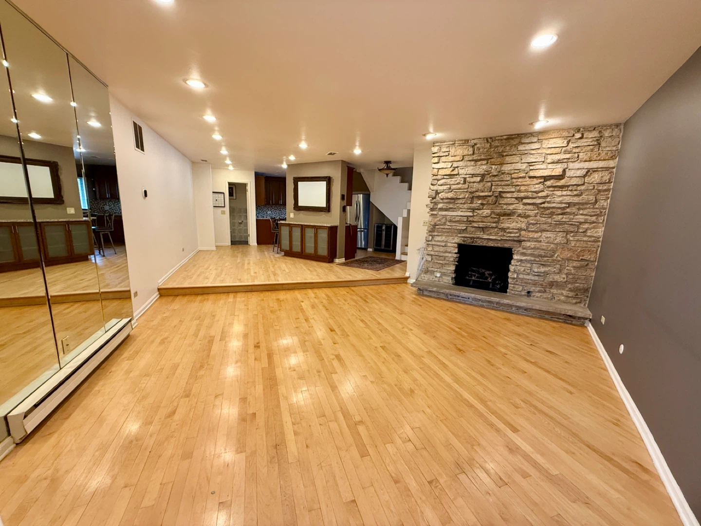 414 south Dee Rd., Park Ridge - 3bed 2.5 bath townhouse - photo 2