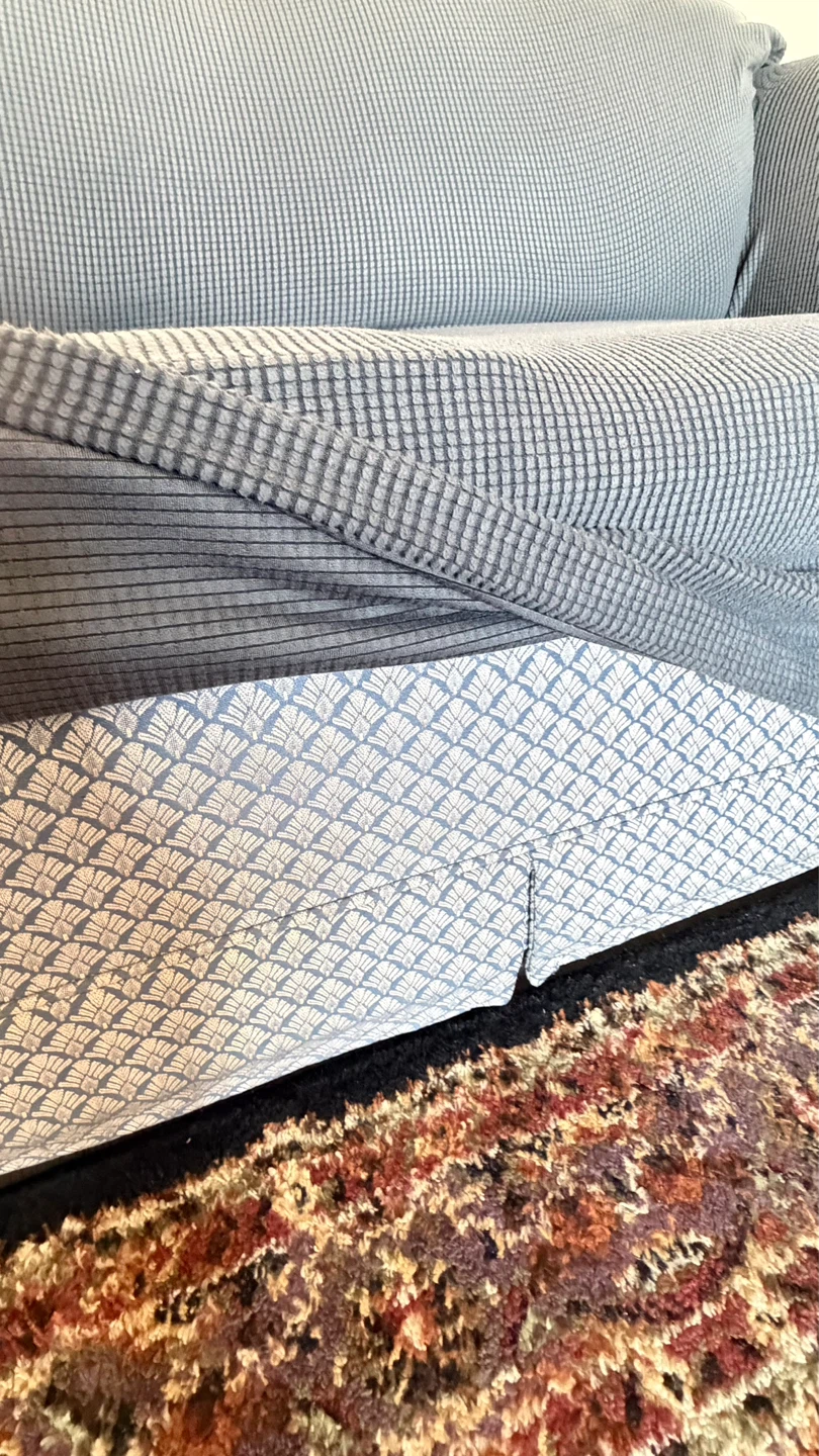 Grey Sofa for sale (with cover + ottoman) - photo 4