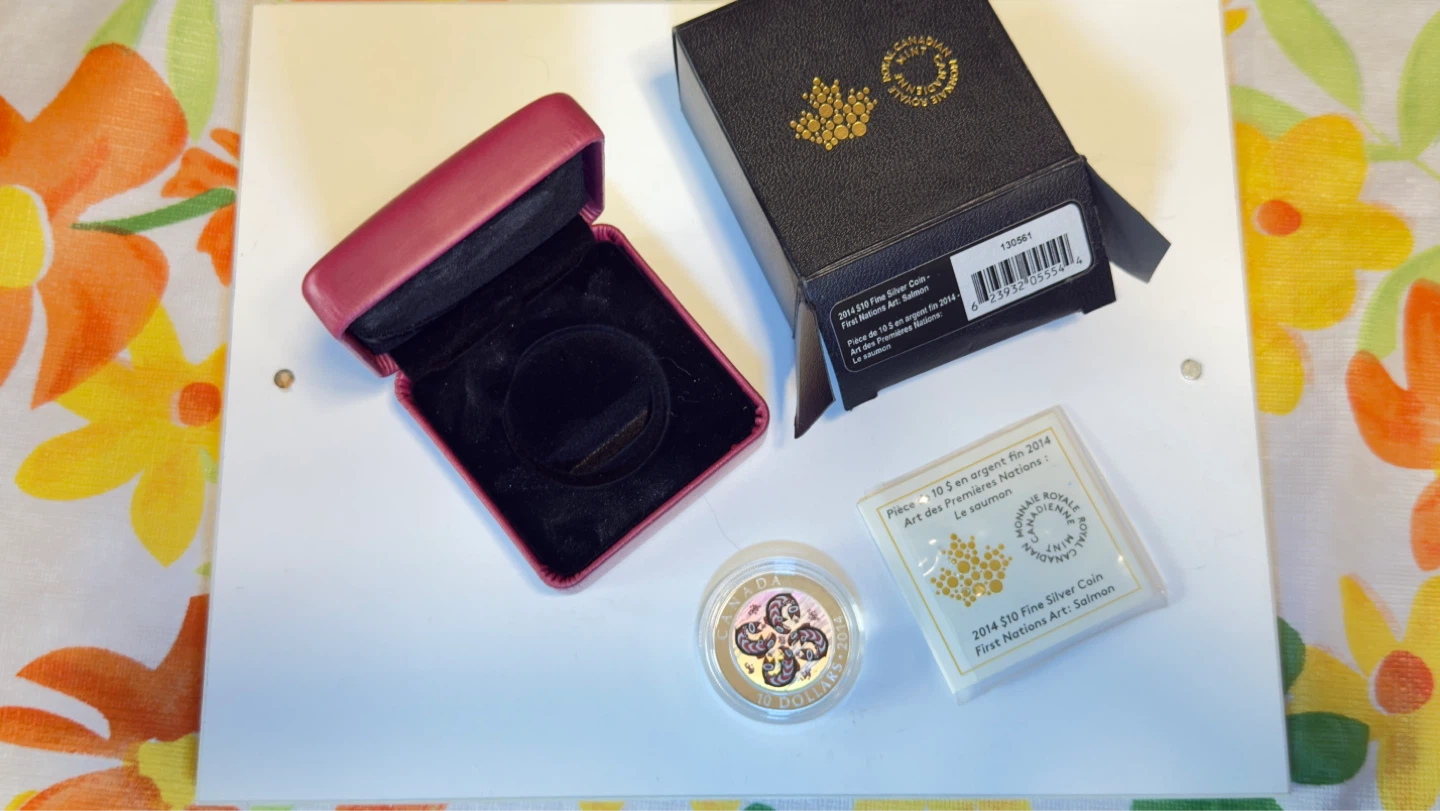 2014 $10 Fine Silver Coin First Nations Art: Salmon