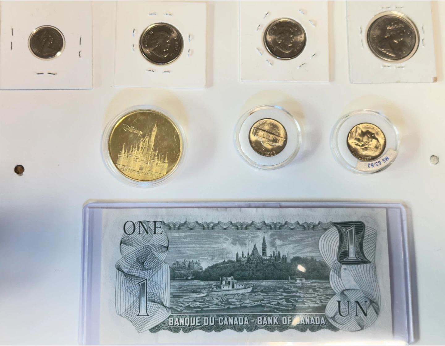 Canadian Dollar Banknote & Assorted Coins