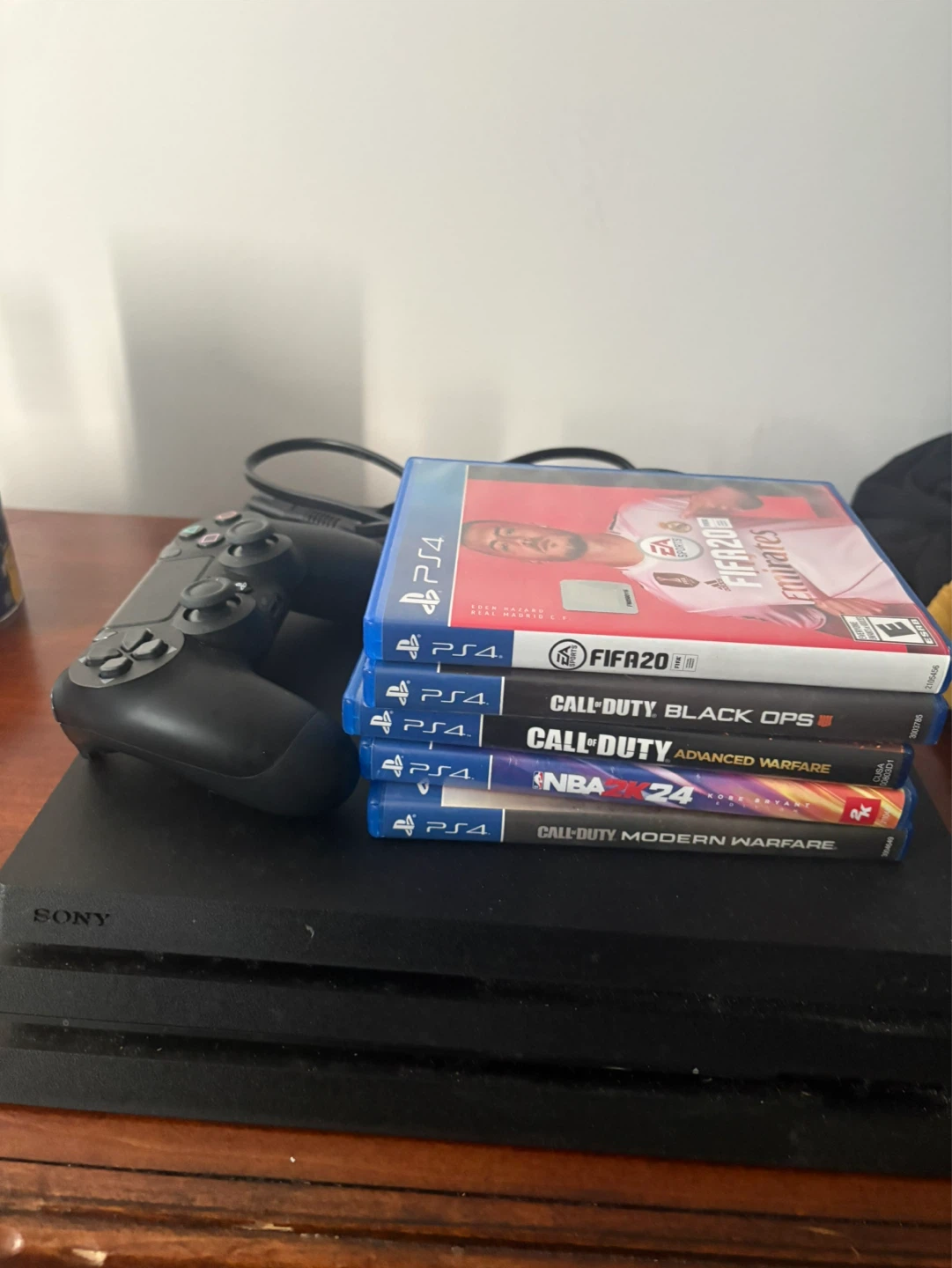PS4 pro 1Tb