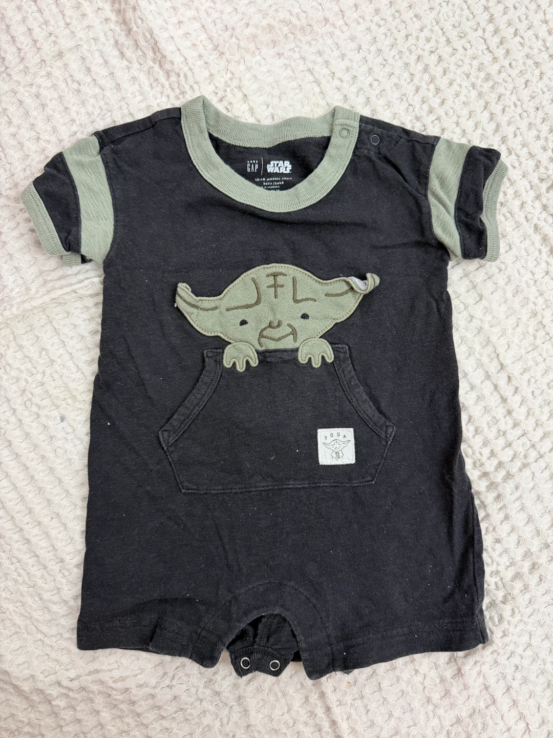 Baby Gap Star Wars Yoda Romper 12-18 Months