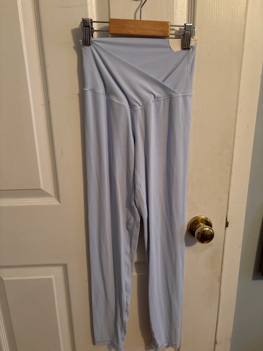 Women aerie crossover leggings size small  eyelet blue