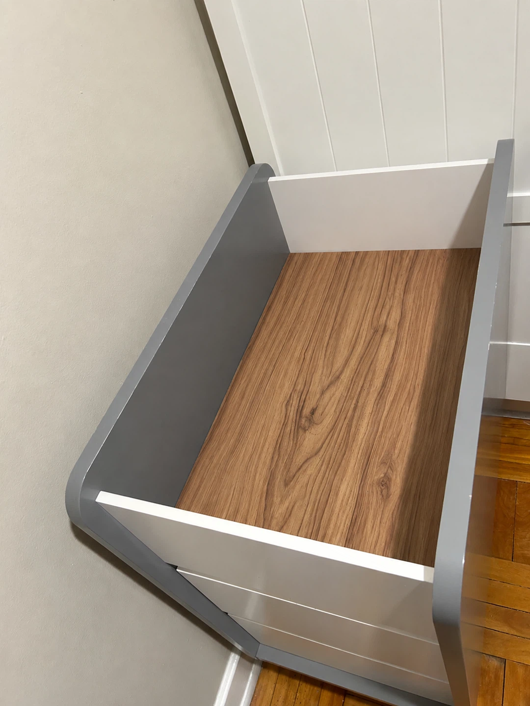 Diaper changing station with 2 Drawer Dresser