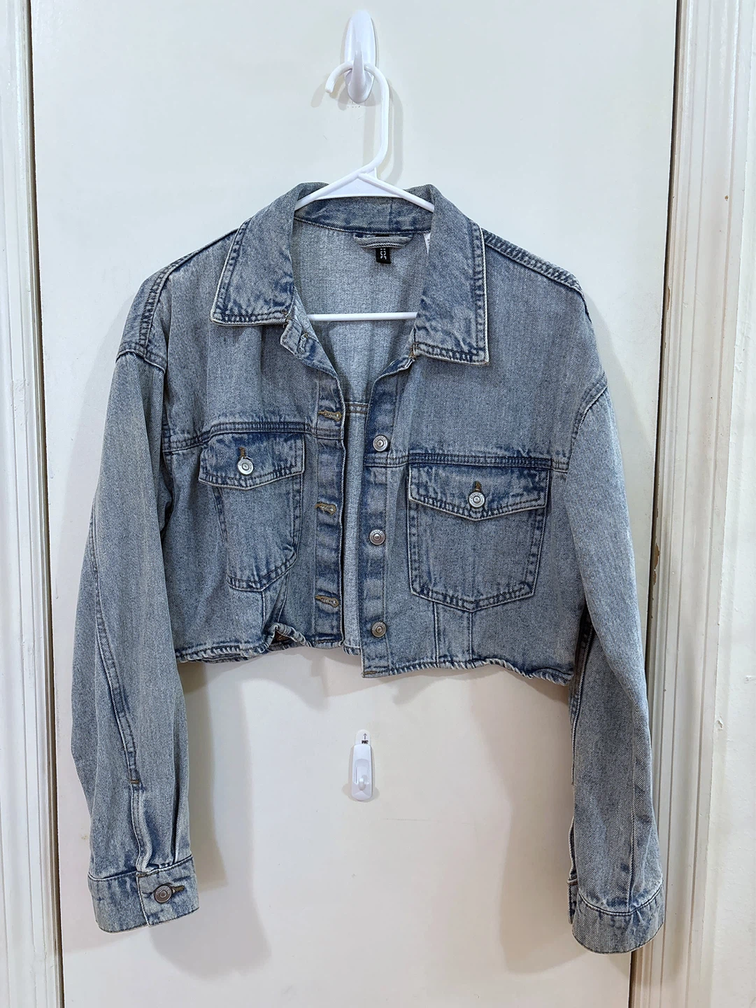 H&M Divided Cropped Denim Jacket