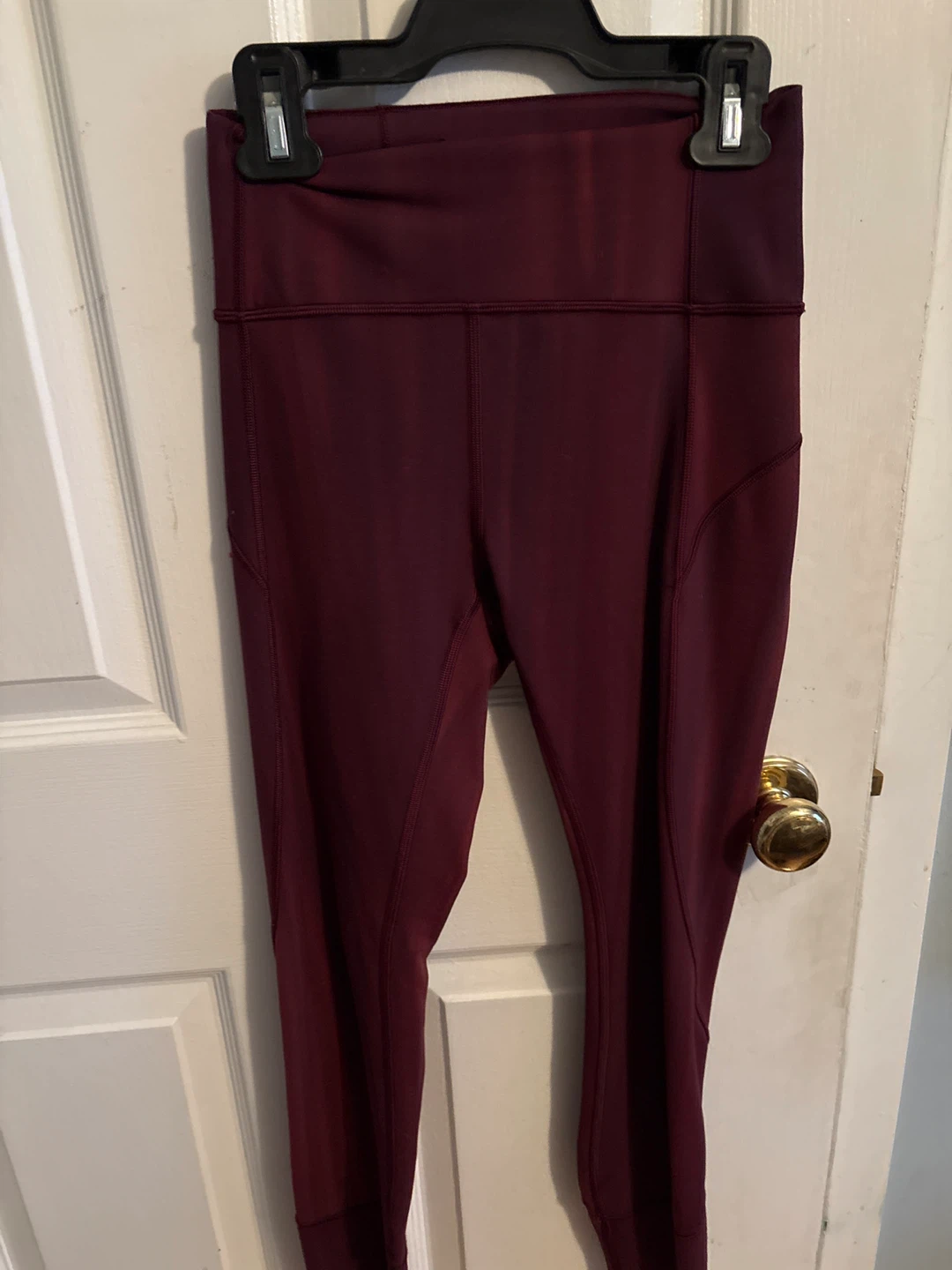 Lululemon movement leggings size 4 tight 25