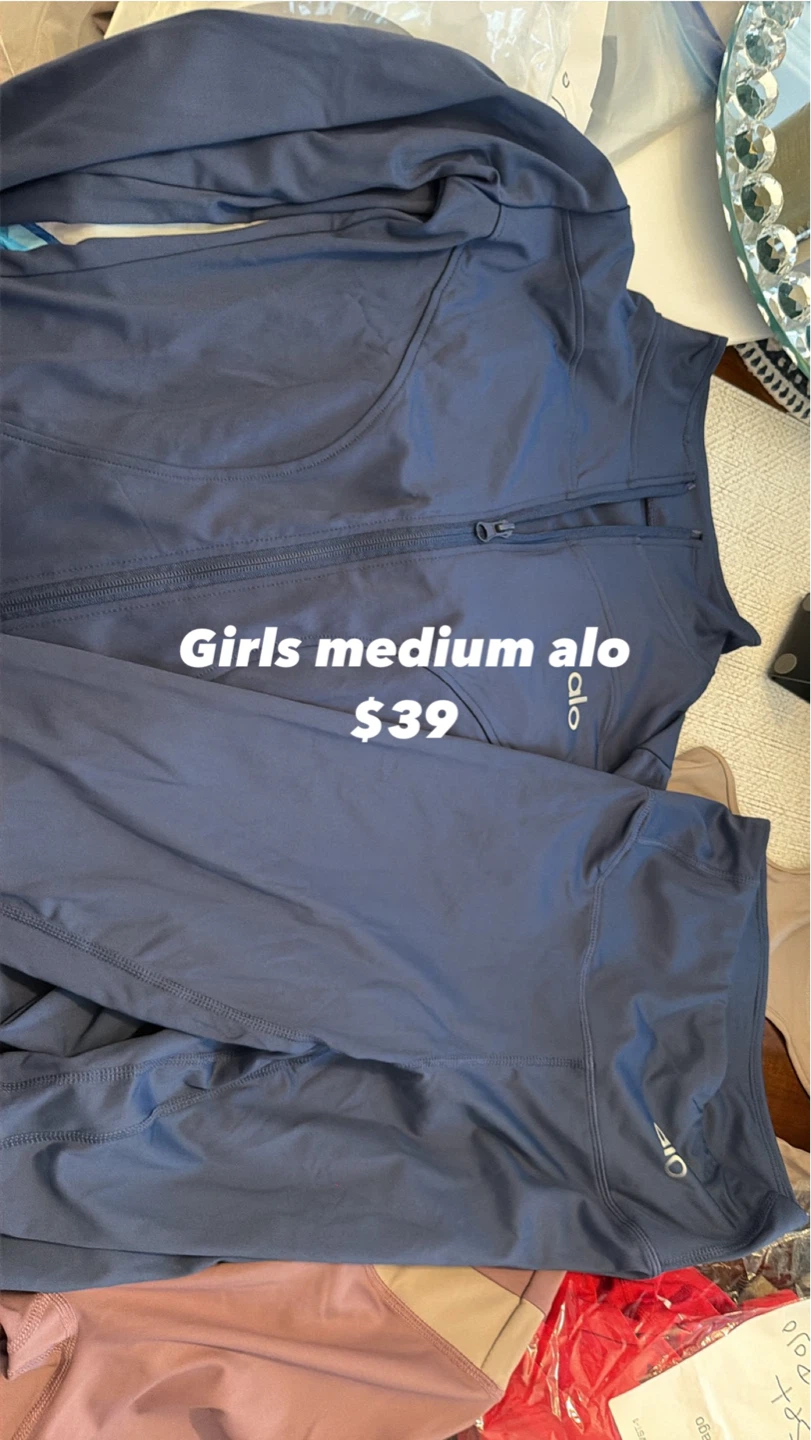 Alo Yoga Girls Track Jacket and Leggings Set - photo 4