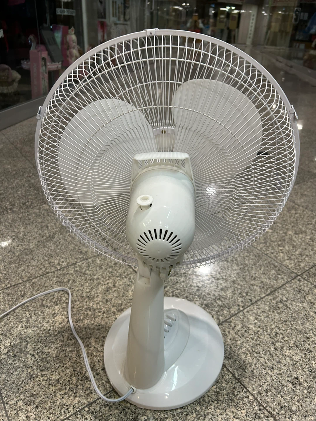 HOME ESSENTIALS White Table Fan - photo 2
