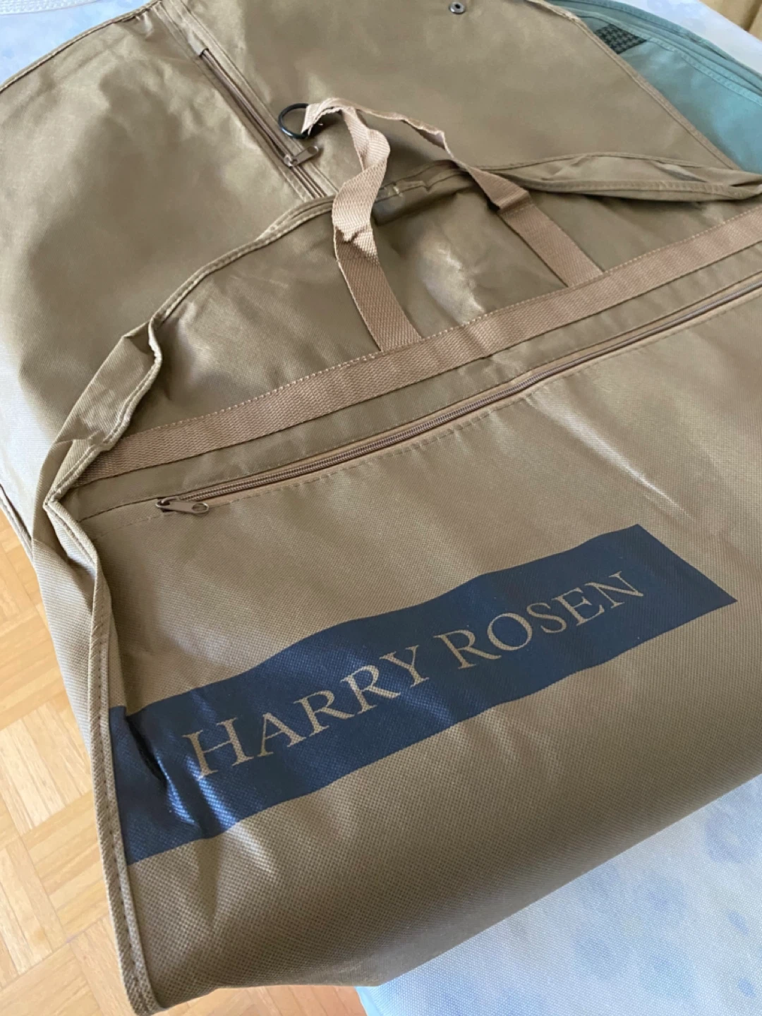 Harry Rosen Garment Bag - photo 3