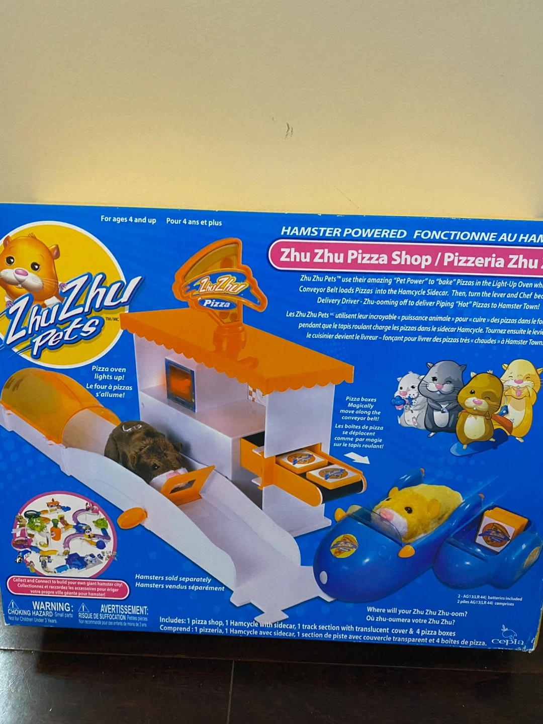ZhuZhu Pets Hamcycle & Sidecar and Pizza Shop Playset - photo 3