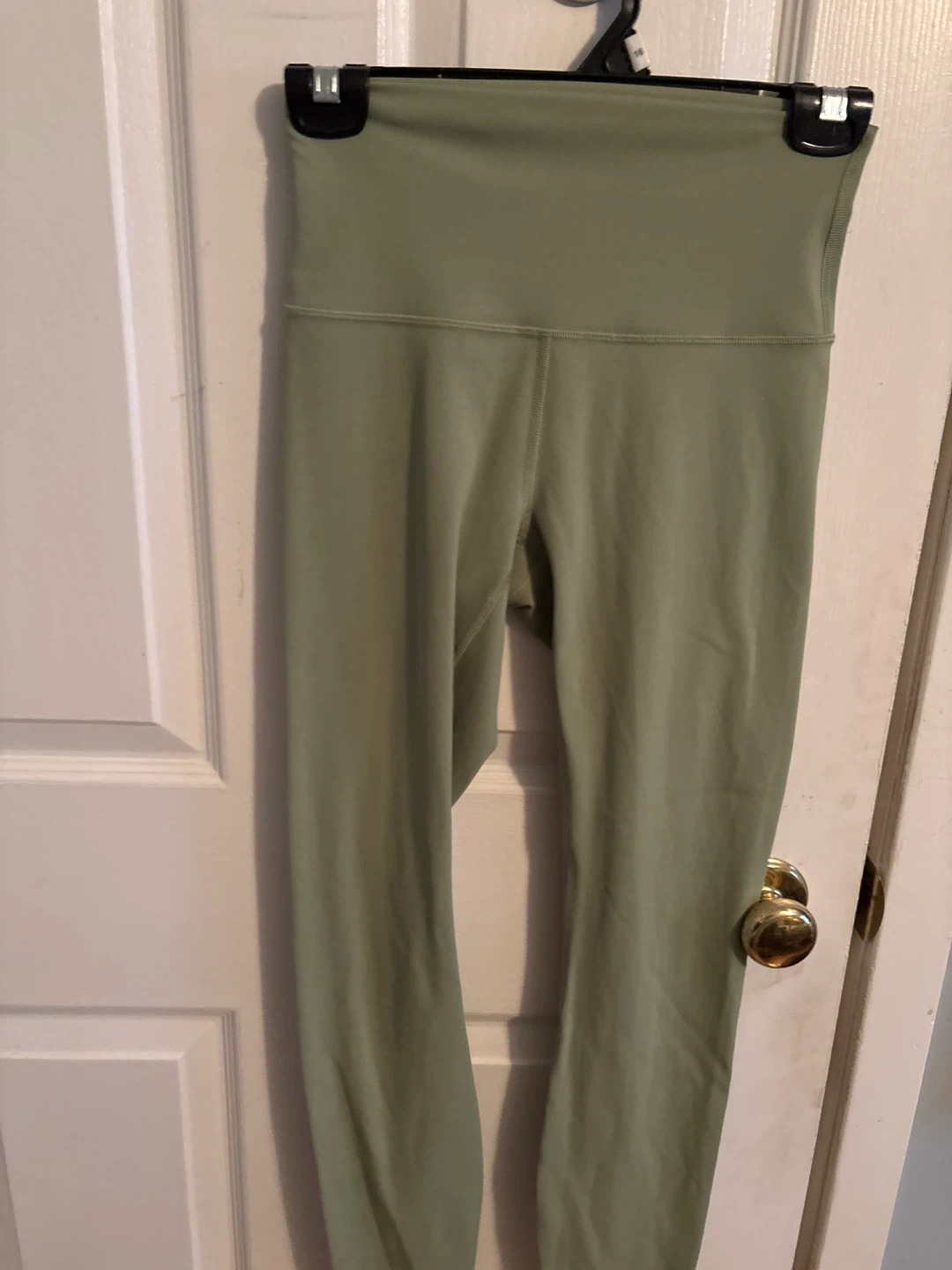 Lululemon green leggings size 4 tight 28 green twill