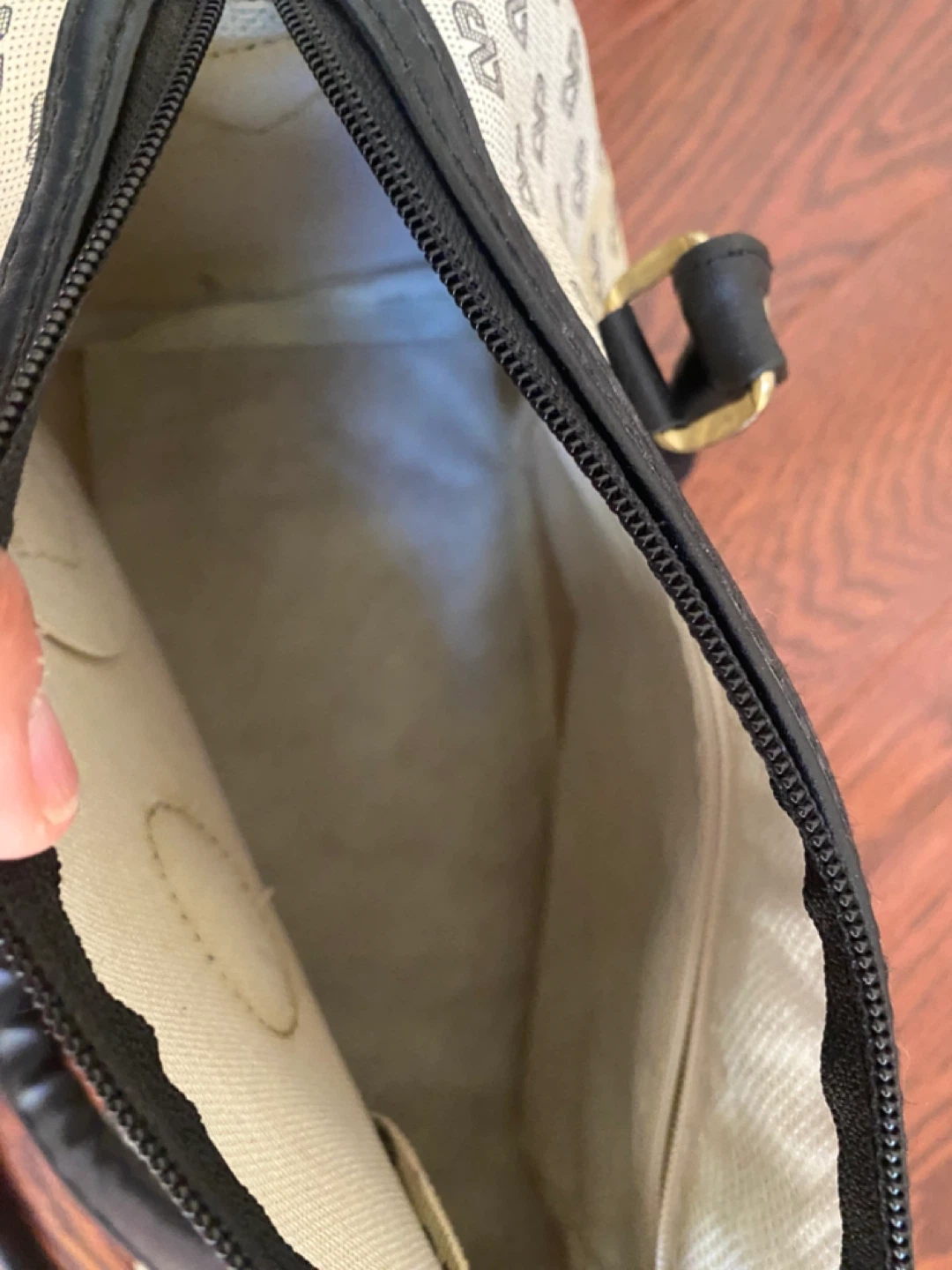 Vintage "DVP" Monogrammed Handbag and Wallet Set - photo 4