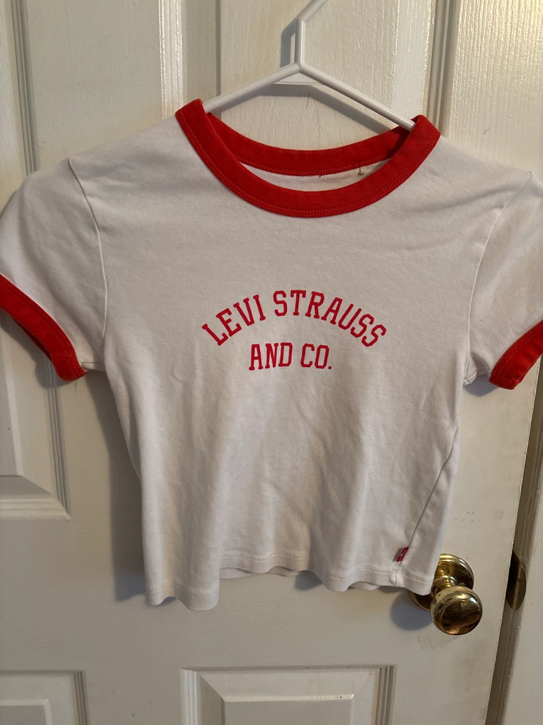 Woman, Levi T-shirt, size small