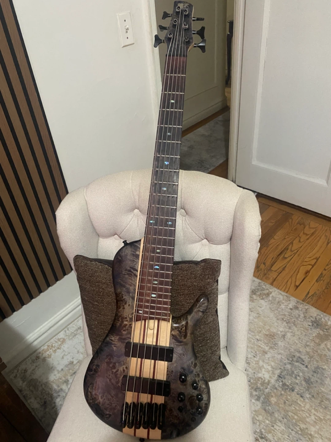 Ibanez SRG806 -6 String Bass Guitar
