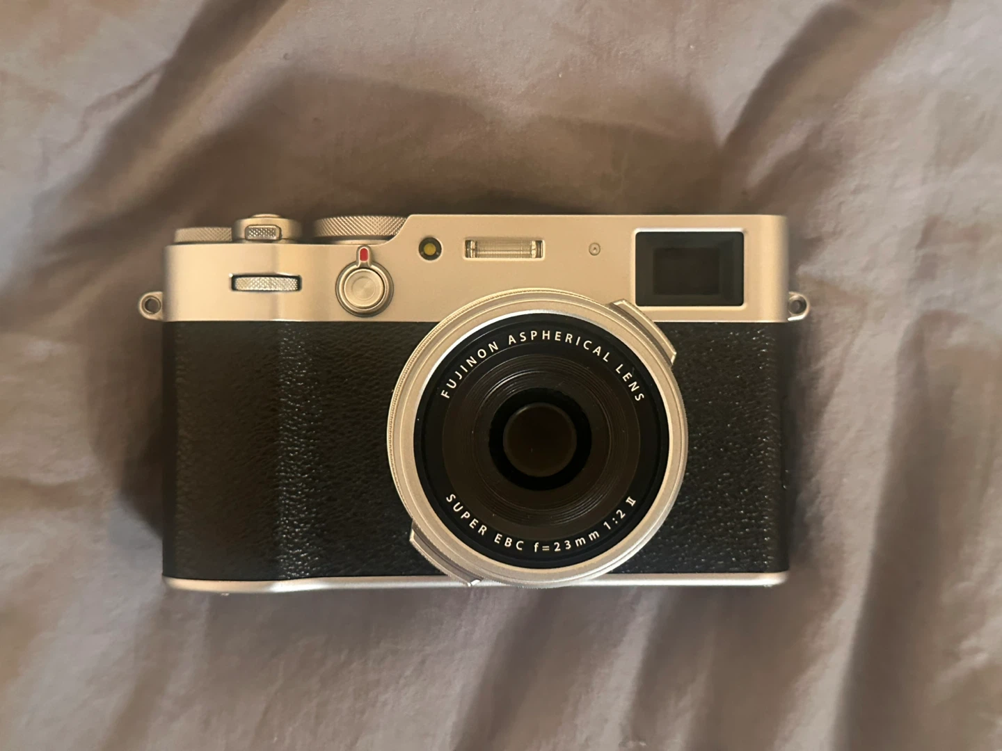 Fujifilm X100V Camera like new(no scratches)