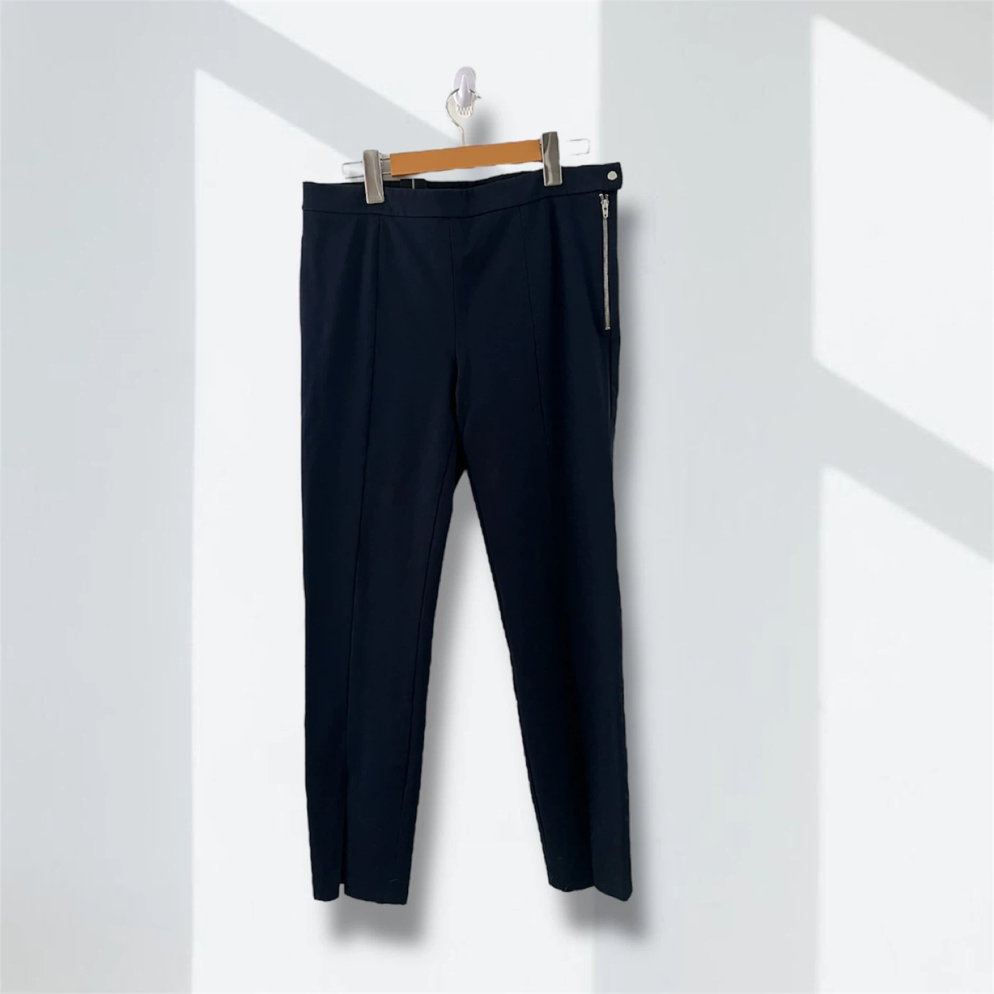 Aritzia Babaton Navy Blue Office Pants Size 6 BRAND NEW