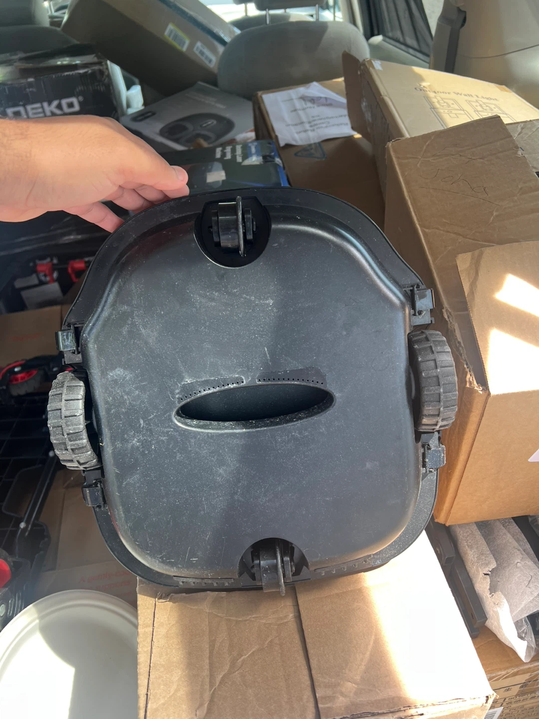 WYBOT A1 Cordless Robotic Pool Cleaner - 120 Min Runtime - photo 4