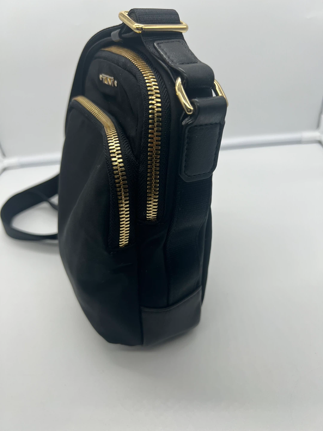TUMI Ruma Black Nylon Leather Trim Phone Travel Crossbody Unisex - photo 4