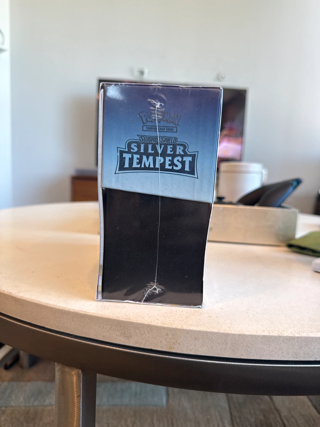 Pokemon TCG Sword & Shield Silver Tempest Elite Trainer Box - photo 2